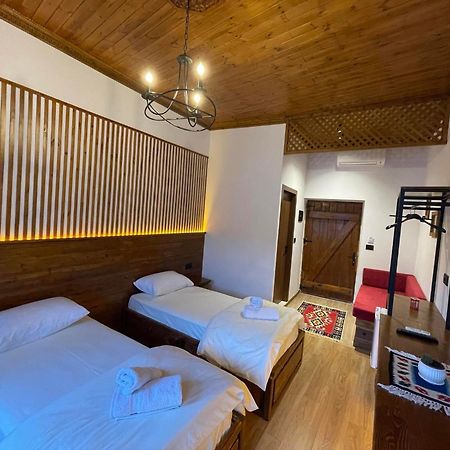 Grey Stone Hotel Gjirokastër Екстериор снимка