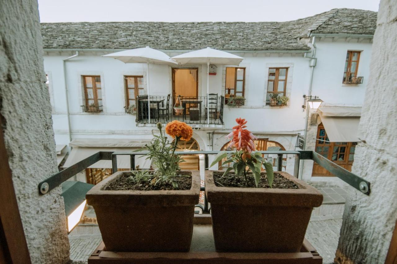 Grey Stone Hotel Gjirokastër Екстериор снимка