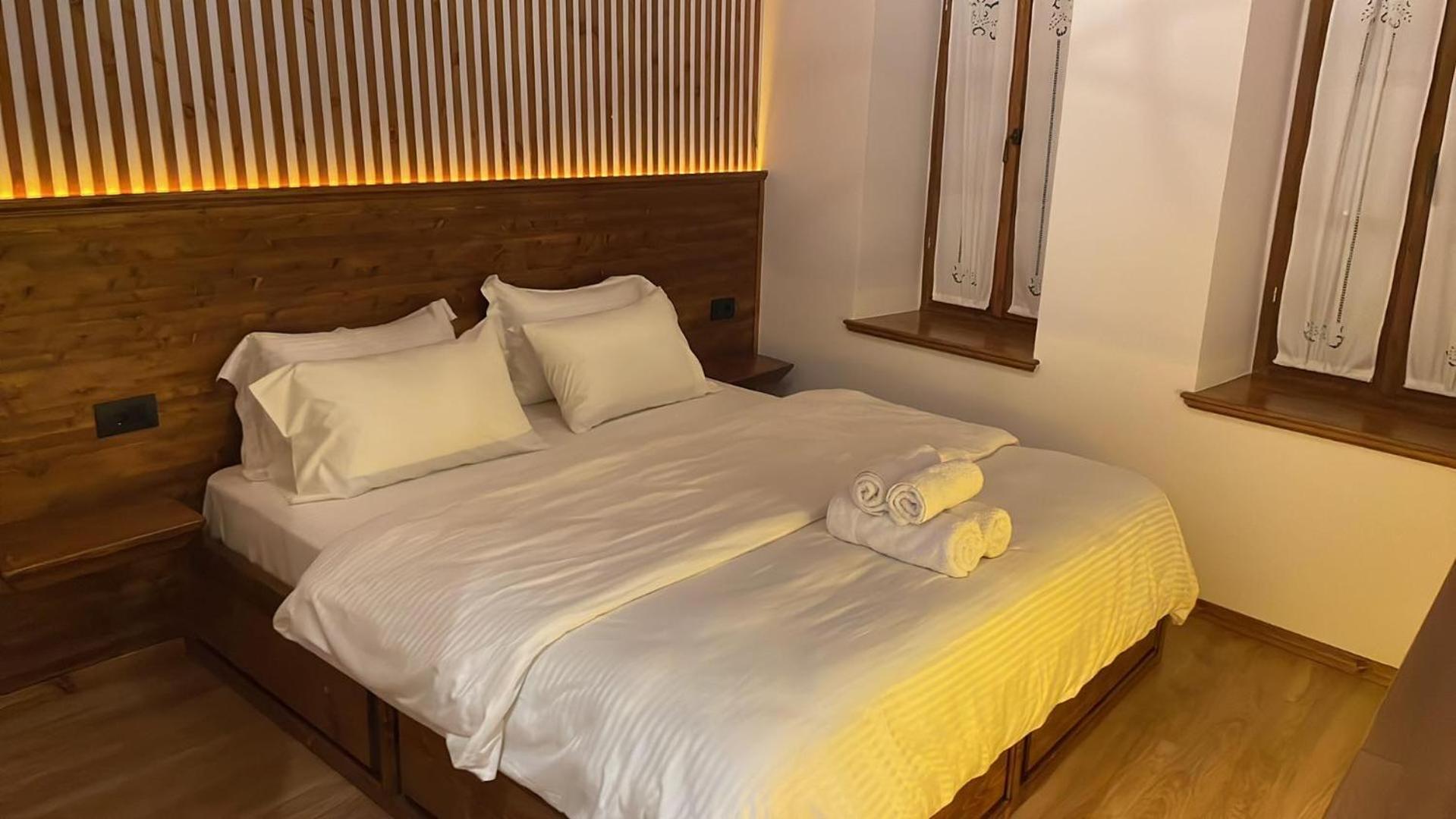 Grey Stone Hotel Gjirokastër Екстериор снимка