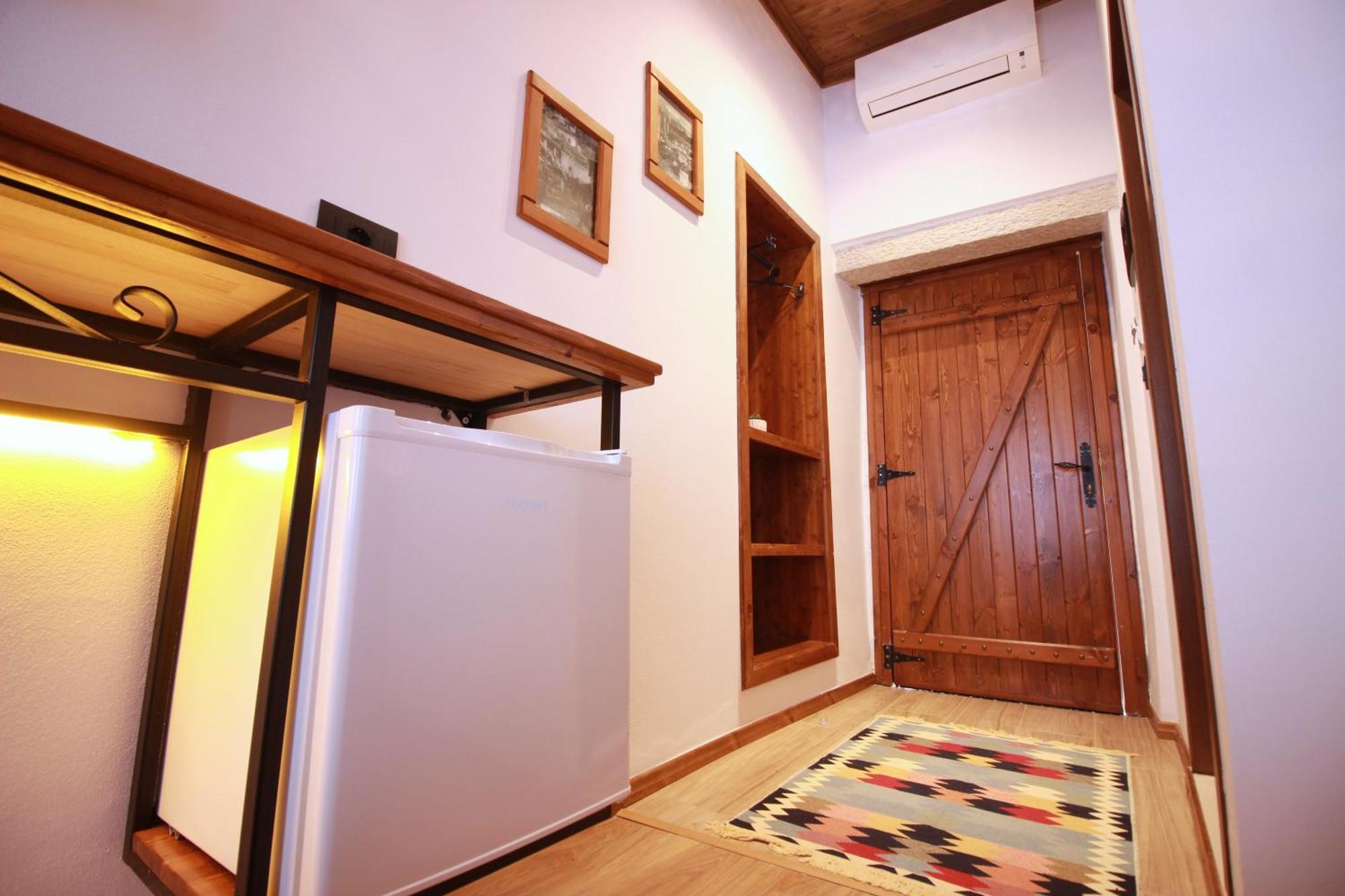 Grey Stone Hotel Gjirokastër Екстериор снимка