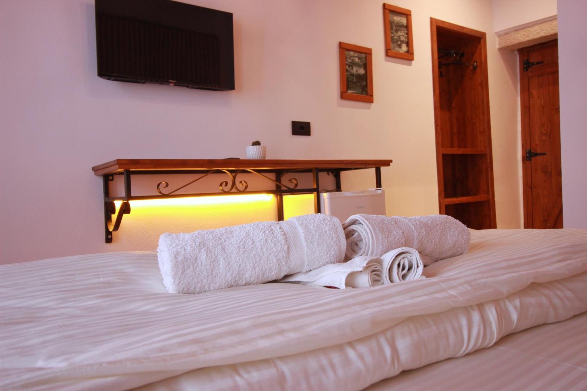 Grey Stone Hotel Gjirokastër Екстериор снимка