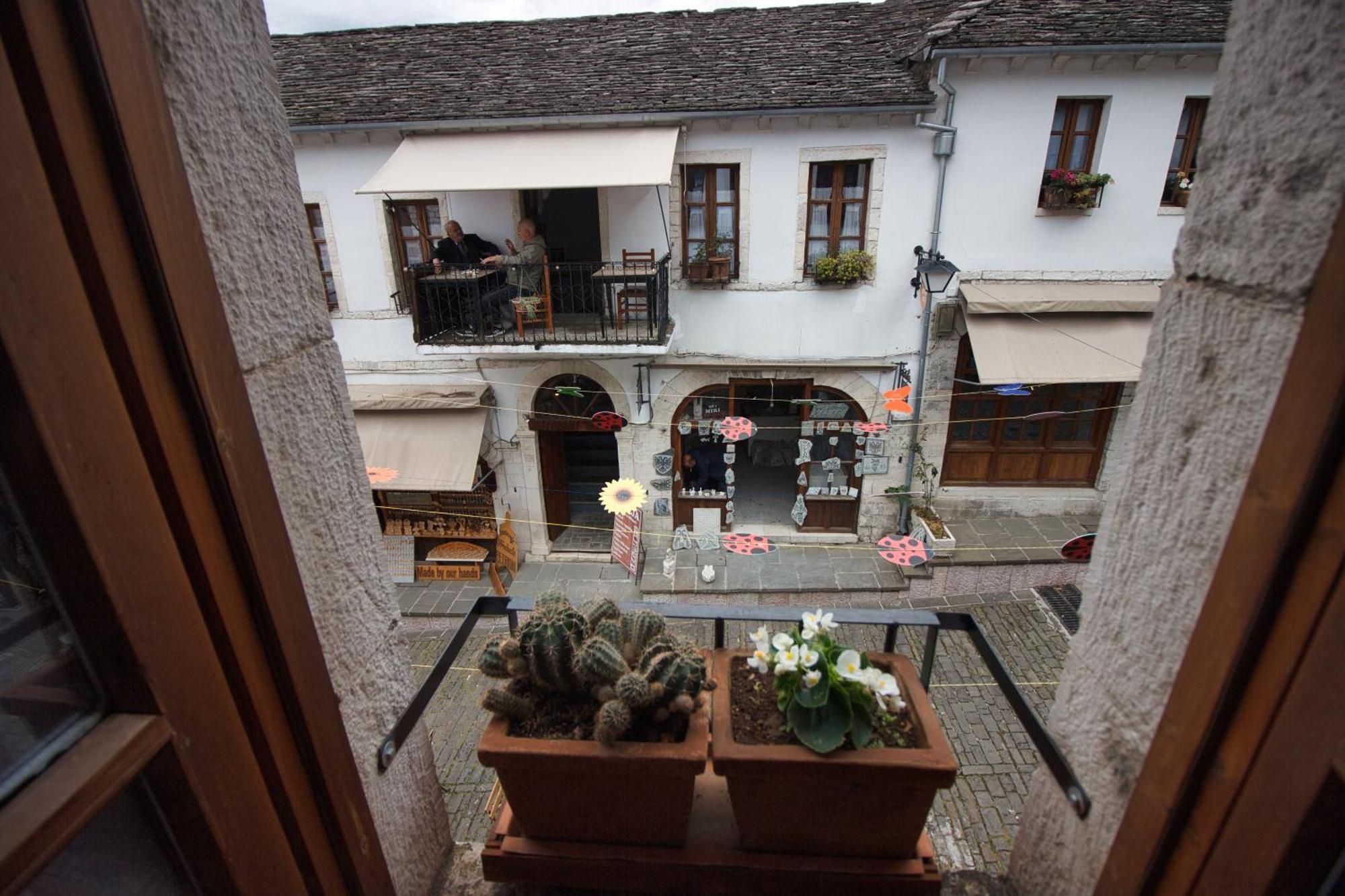 Grey Stone Hotel Gjirokastër Екстериор снимка